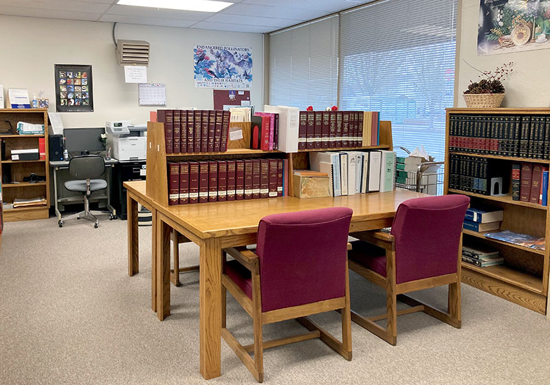 Research and study area in Benton County Law Library
